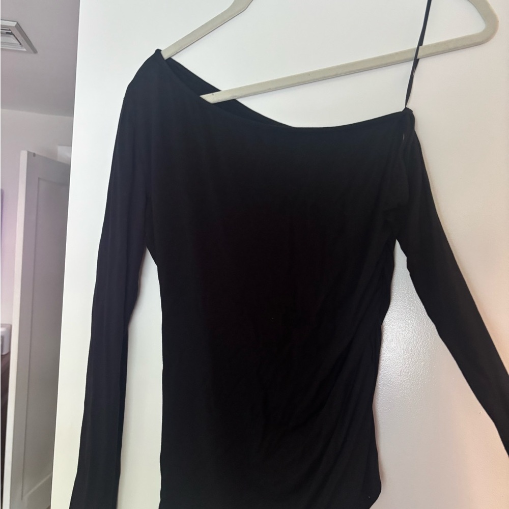 L'AGENCE Hattie One shoulder long sleeve top
